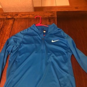 Nike Dry Fit men’s medium pullover